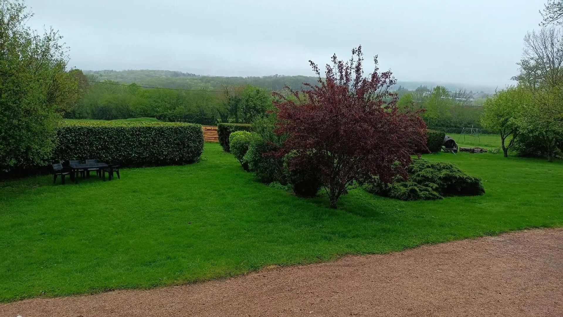Charming Typical Auvergne Cottage Teilhet  0*, Teilhet (Puy-de-Dome) France