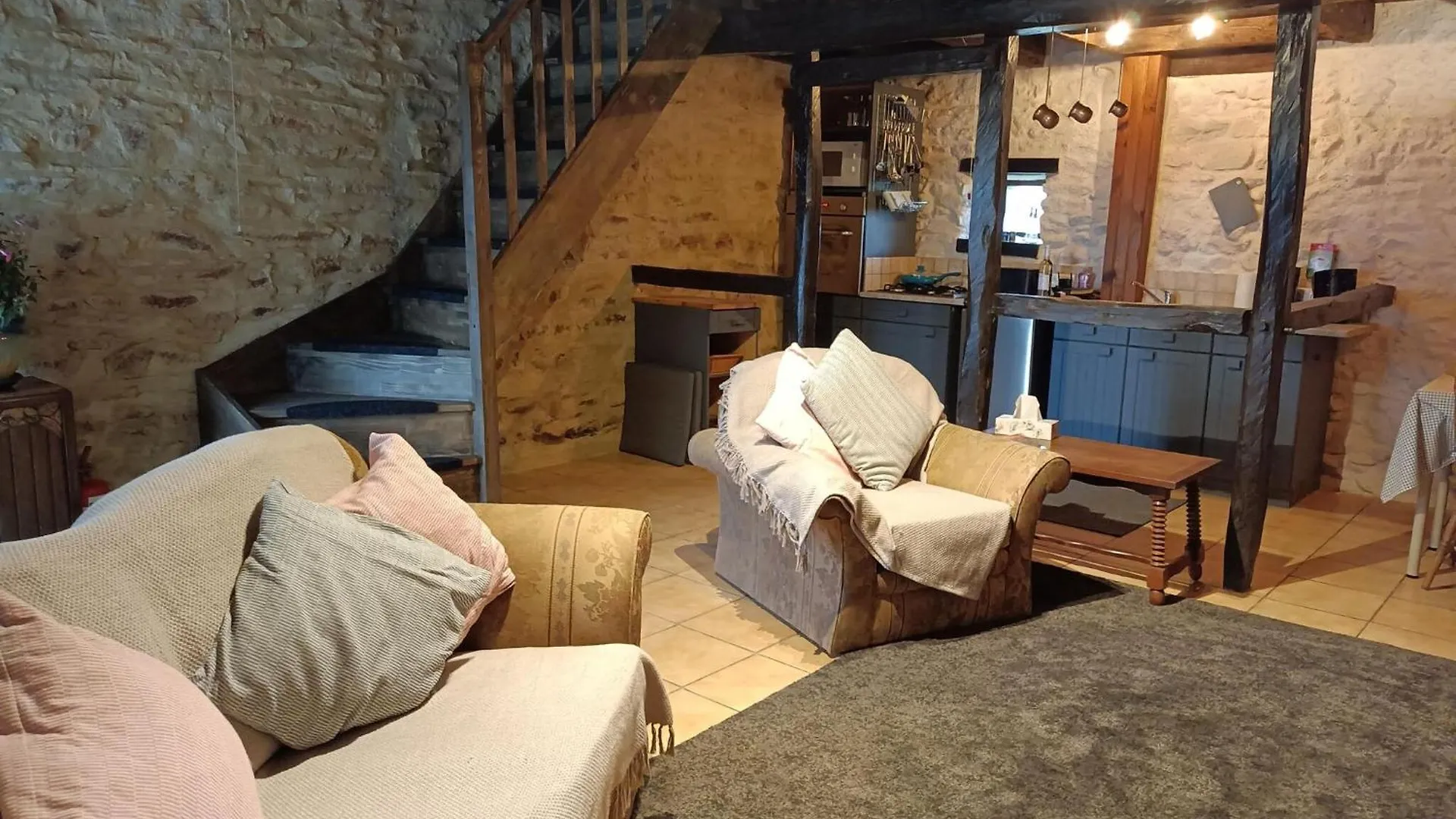 Charming Typical Auvergne Cottage Teilhet  Holiday home Teilhet (Puy-de-Dome)