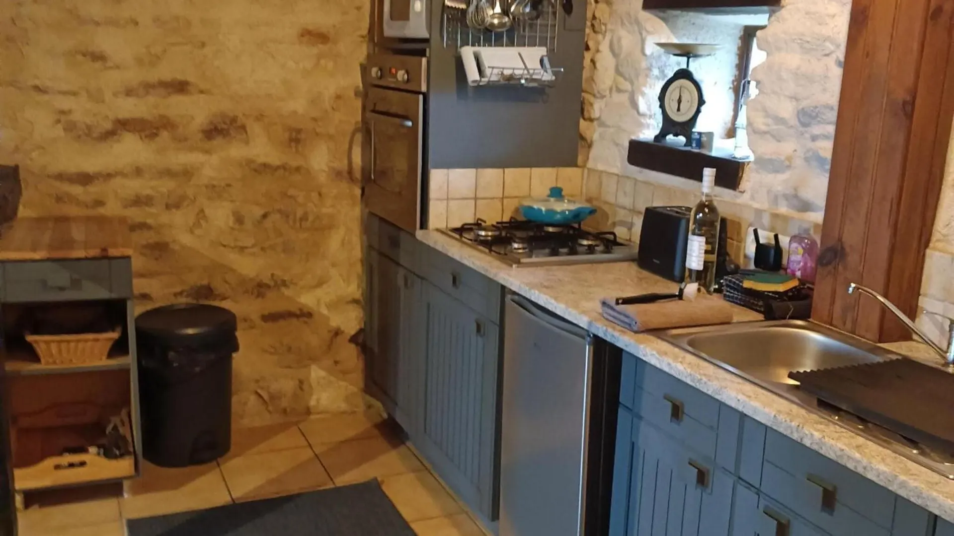 Holiday home Charming Typical Auvergne Cottage Teilhet