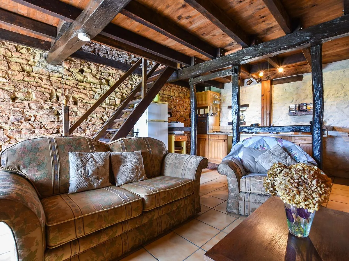 Charming Typical Auvergne Cottage Teilhet  0*, Teilhet (Puy-de-Dome)